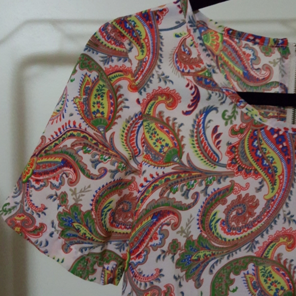 Top - Picture 4 of 6